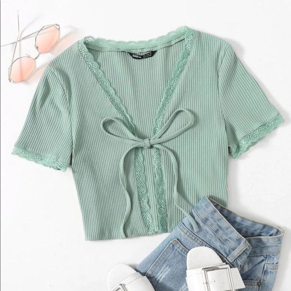SHEIN Tops - SHEIN Lace Trim Ribbed Knit Top
